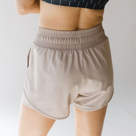Albion Lunge Shorts - Picture 2 of 10